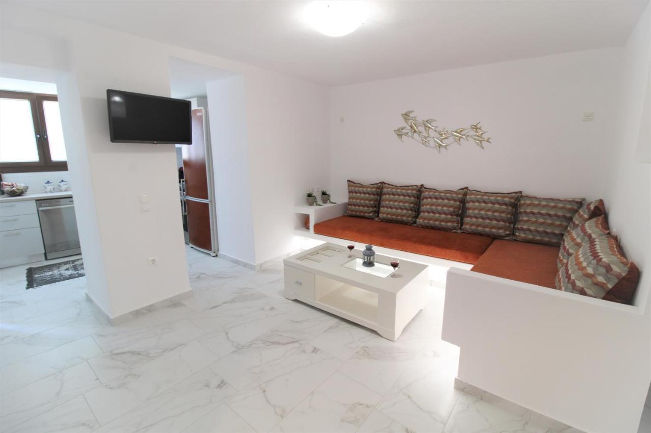 Plaka Philoxenia Apartments Luaran gambar