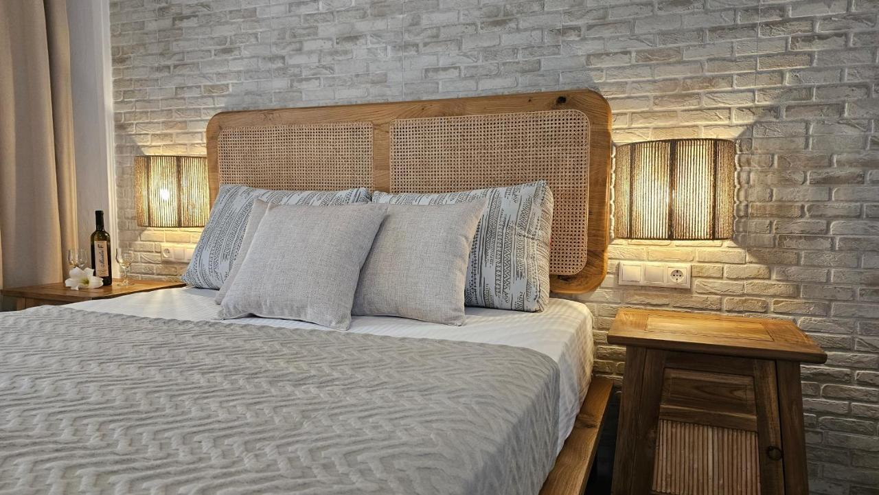 Plaka Philoxenia Apartments Luaran gambar